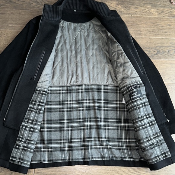 Man’s FilaFil Platinum Wool & Cashmere Coat - Picture 5 of 12